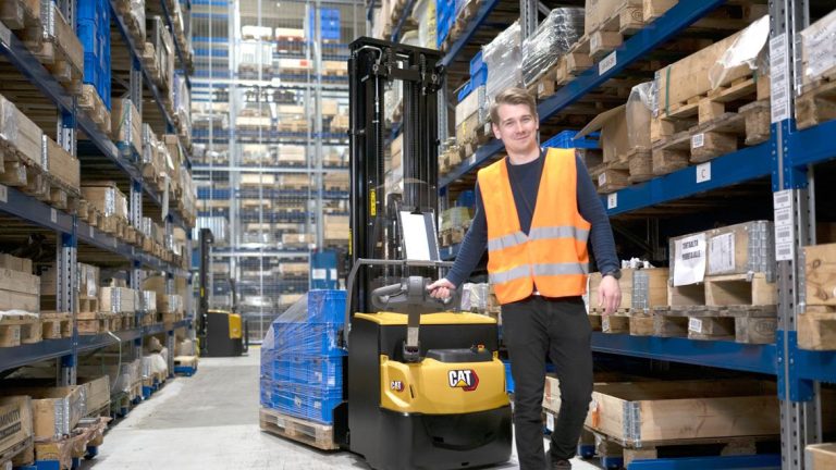 Apiladores conductor acompañante NSP10-16N3